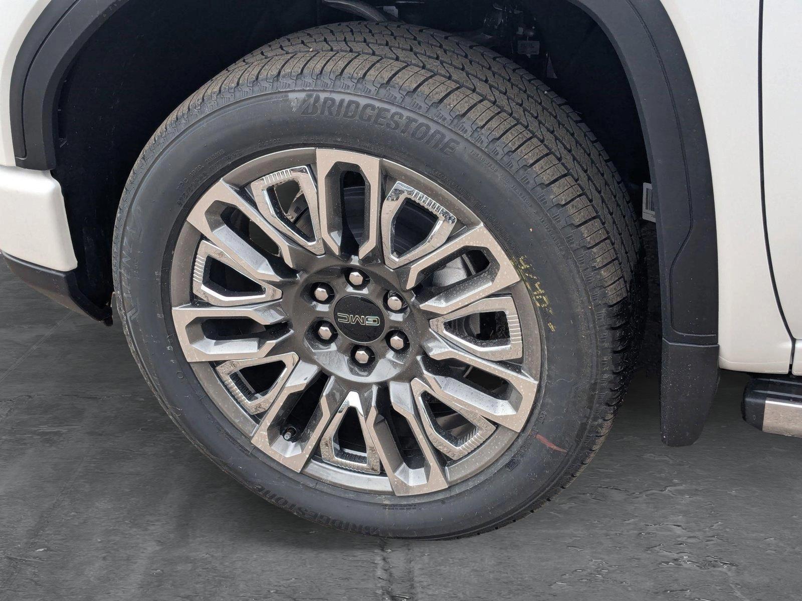 2025 GMC Sierra 1500 Vehicle Photo in LONE TREE, CO 80124-2750