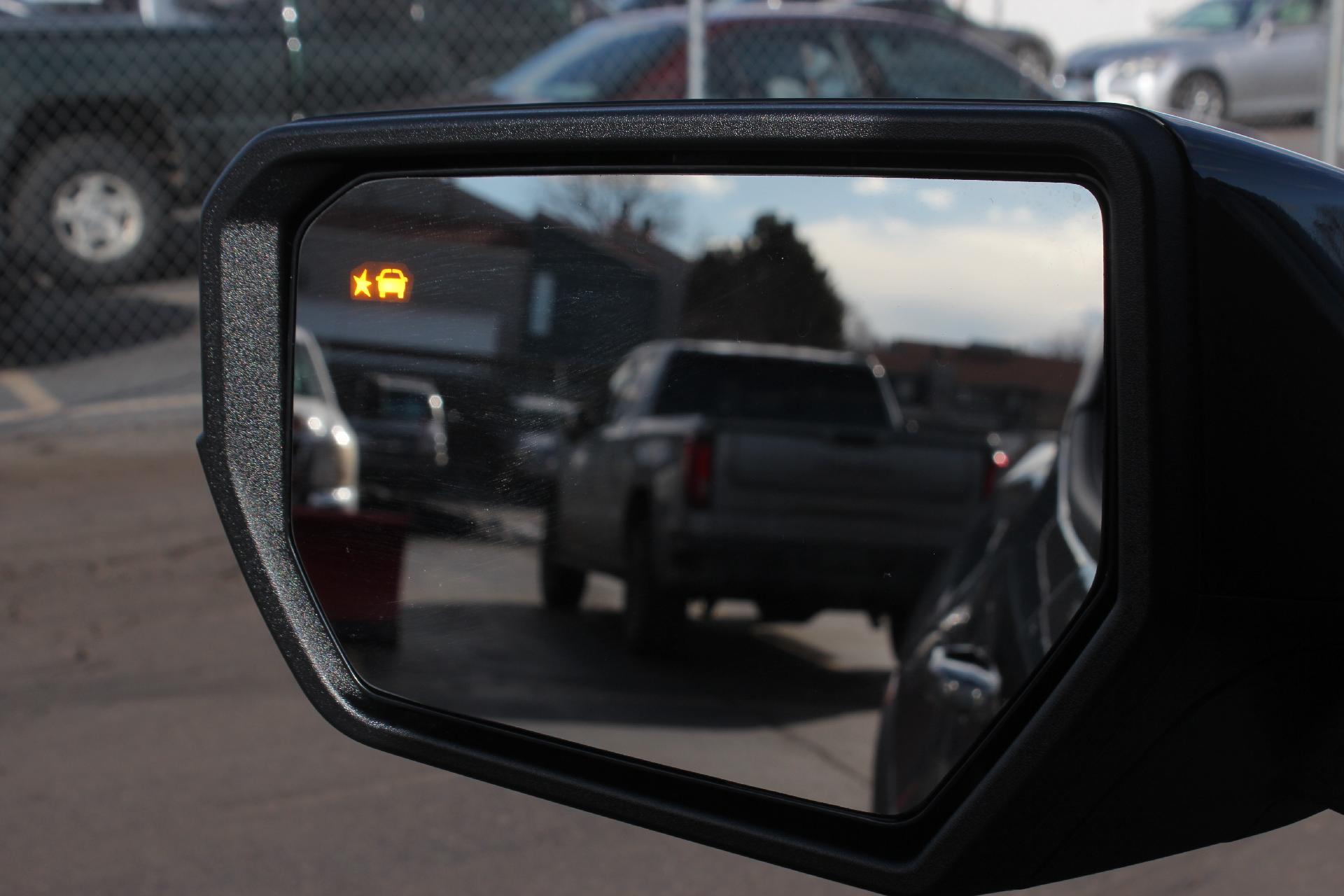 2025 GMC Canyon Vehicle Photo in AURORA, CO 80012-4011