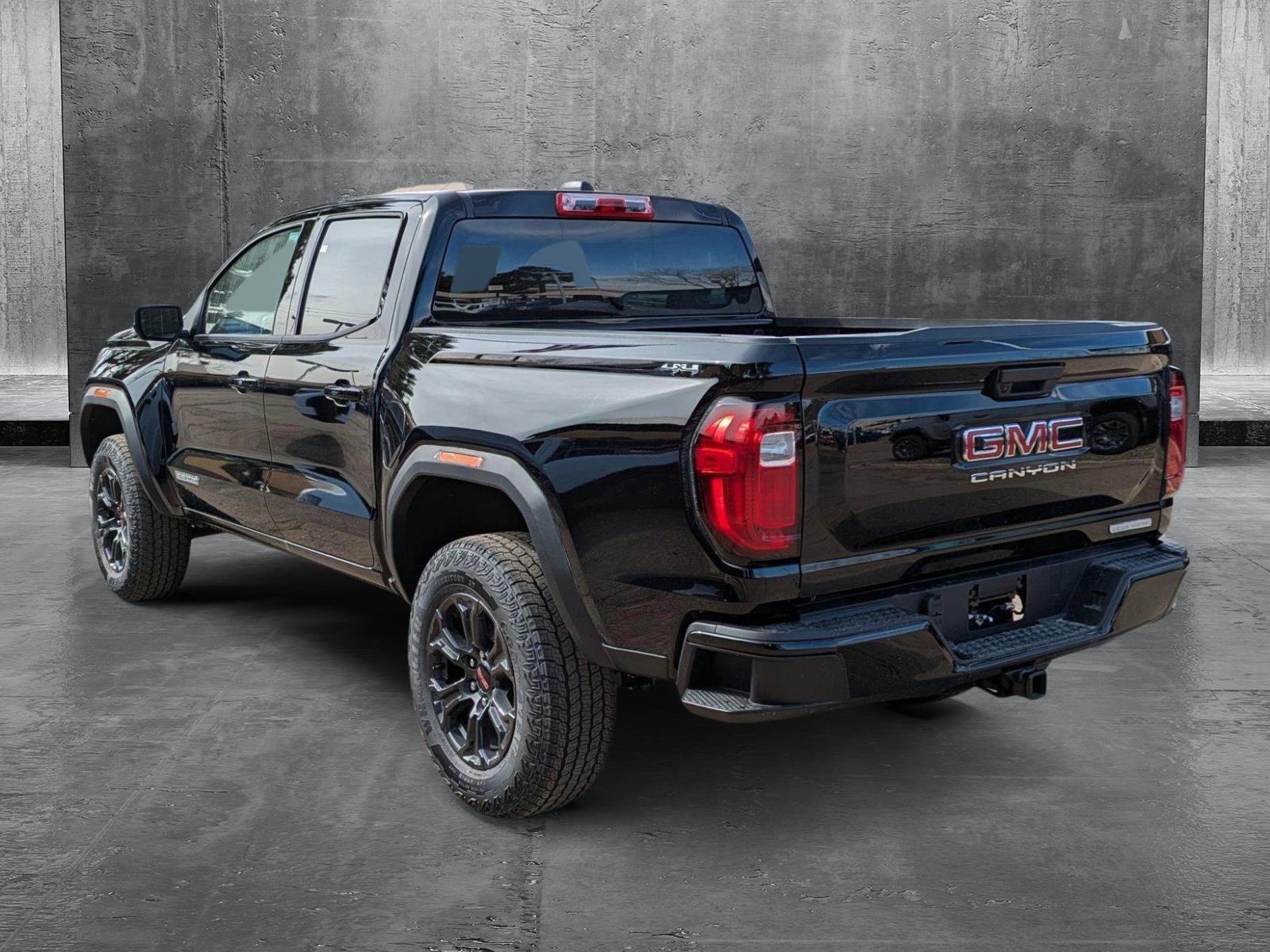 2024 GMC Canyon Vehicle Photo in GOLDEN, CO 80401-3850