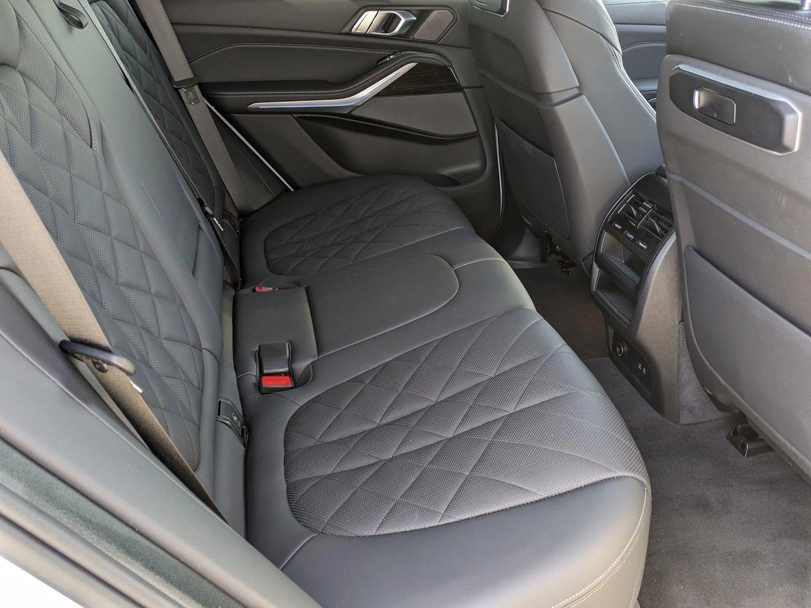 2024 BMW X5 xDrive40i Vehicle Photo in Rockville, MD 20852