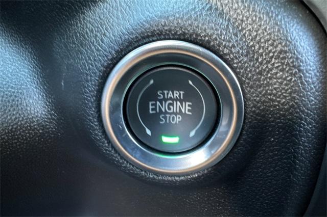 2025 GMC Sierra 1500 Vehicle Photo in ELK GROVE, CA 95757-8703