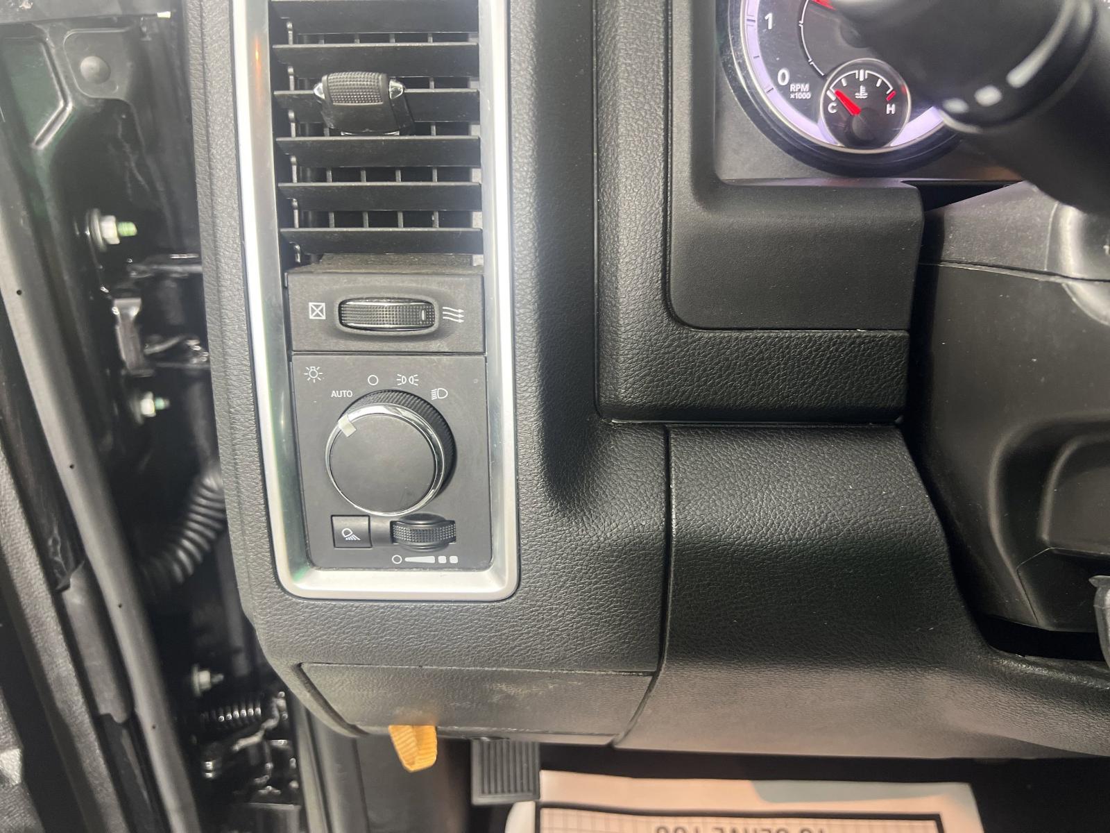 2024 Ram 1500 Classic Vehicle Photo in GEORGETOWN, TX 78626-7508