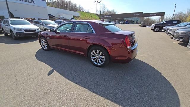 2017 Chrysler 300 Vehicle Photo in Pleasant Hills, PA 15236