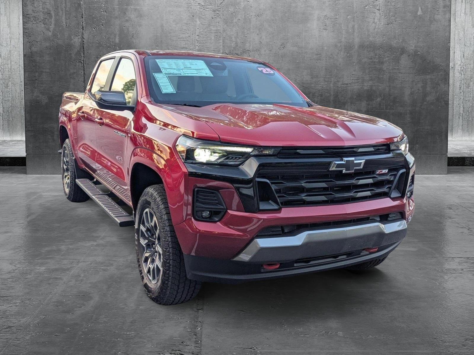 2025 Chevrolet Colorado Vehicle Photo in GREENACRES, FL 33463-3207
