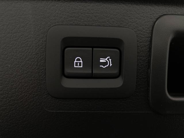 2025 Mazda CX-50 Vehicle Photo in Appleton, WI 54913