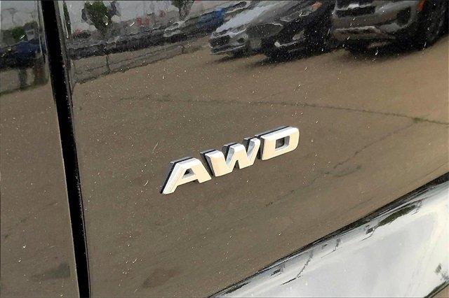 2024 Cadillac XT4 Vehicle Photo in KANSAS CITY, MO 64114-4545