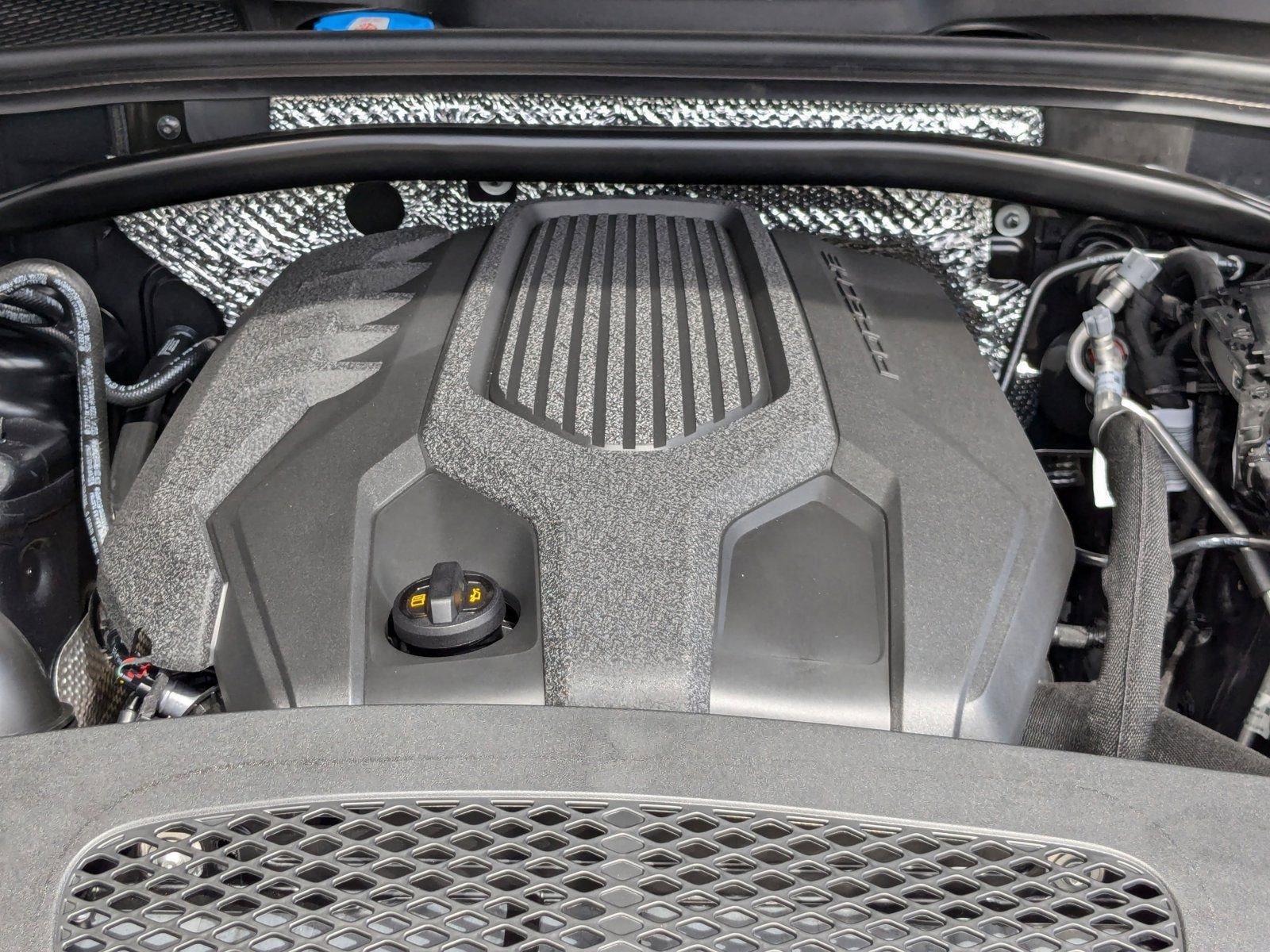 2025 Porsche Macan Vehicle Photo in Maitland, FL 32751