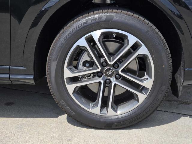 2025 Audi Q5 Vehicle Photo in SUGAR LAND, TX 77478