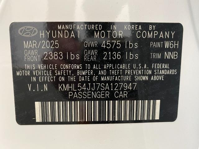 2025 Hyundai SONATA Hybrid Vehicle Photo in Appleton, WI 54913