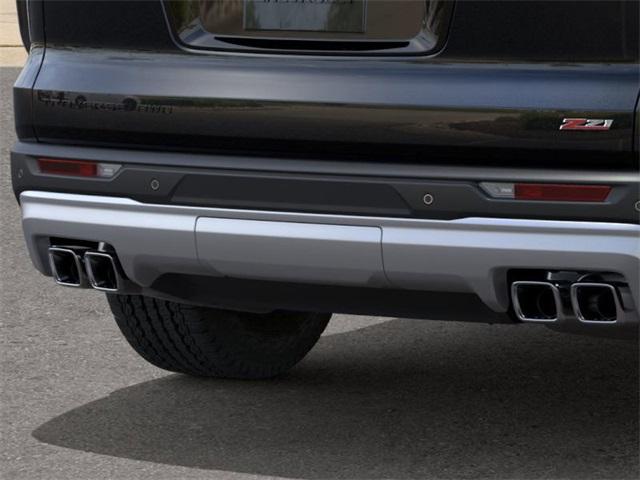 2025 Chevrolet Traverse Vehicle Photo in ENGLEWOOD, CO 80113-6708