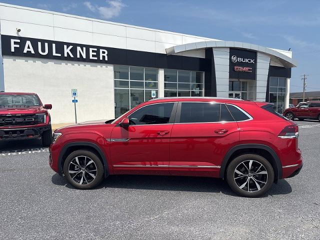 2024 Volkswagen Atlas Cross Sport Vehicle Photo in HARRISBURG, PA 17111-1033