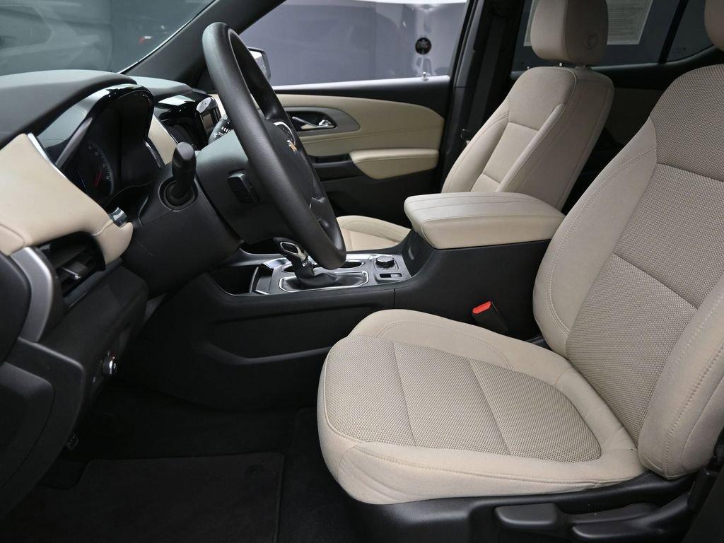 2024 Chevrolet Traverse Limited Vehicle Photo in Cedar Rapids, IA 52402