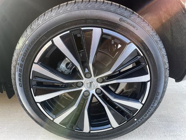 2025 Volvo XC60 Vehicle Photo in Grapevine, TX 76051