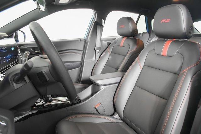 2025 Chevrolet Trax Vehicle Photo in PUYALLUP, WA 98371-4149