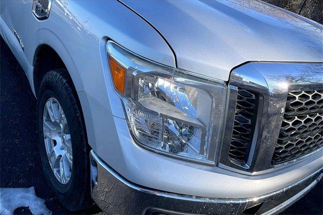 2017 Nissan Titan Vehicle Photo in INDEPENDENCE, MO 64055-1314
