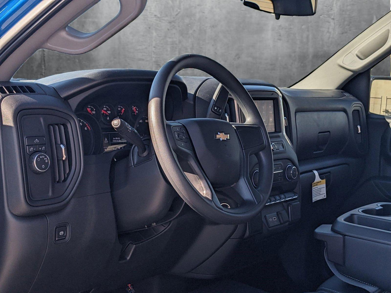 2025 Chevrolet Silverado 1500 Vehicle Photo in MIAMI, FL 33172-3015