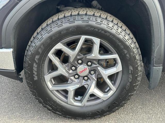 2022 GMC Sierra 1500 Vehicle Photo in COLUMBIA, MO 65203-3903