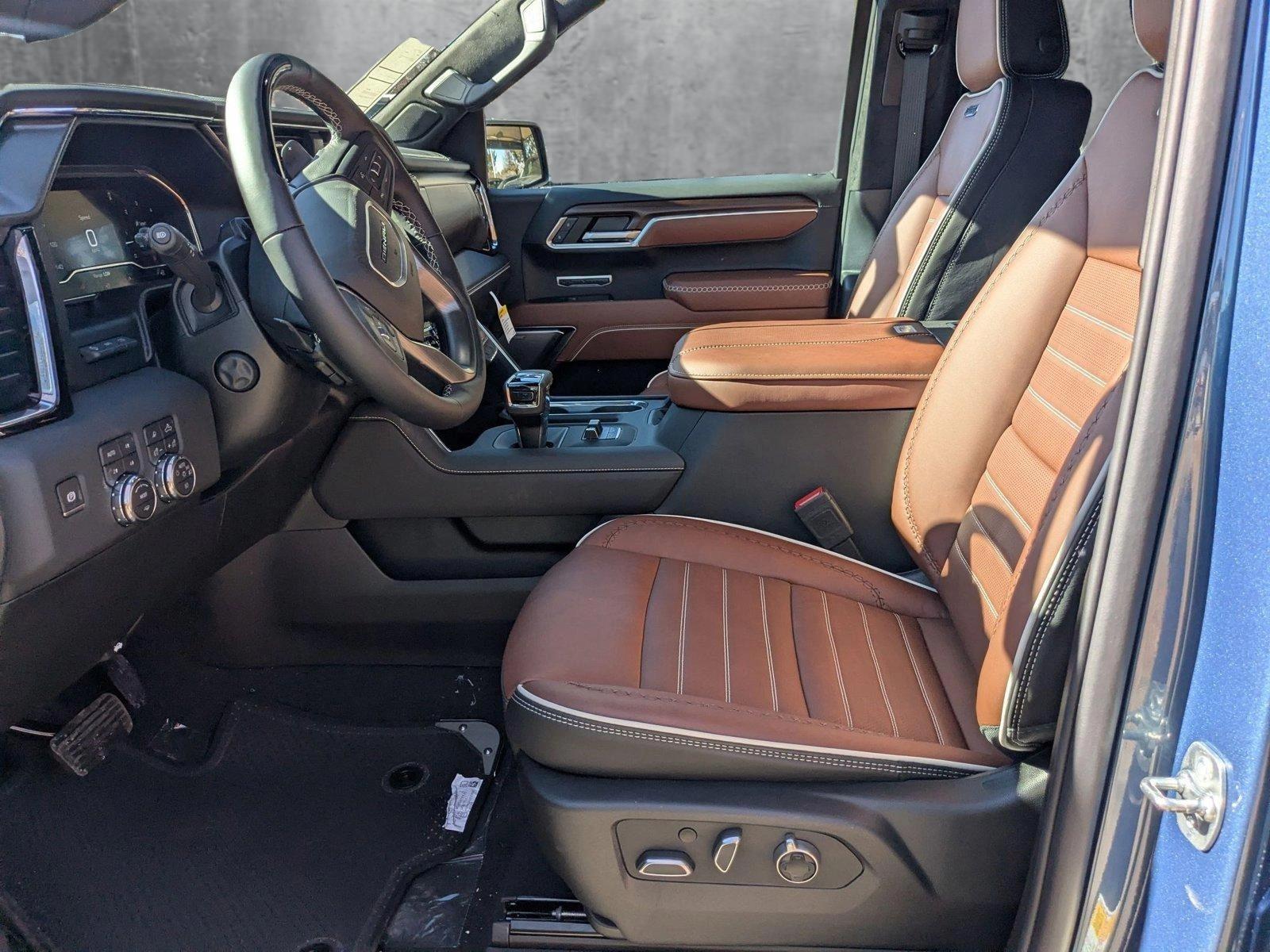 2025 GMC Sierra 1500 Vehicle Photo in LONE TREE, CO 80124-2750