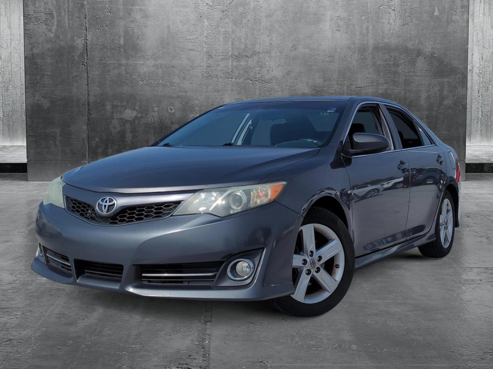 2014 Toyota Camry Vehicle Photo in Ft. Myers, FL 33907