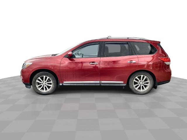2015 Nissan Pathfinder Vehicle Photo in WILLIAMSVILLE, NY 14221-2883