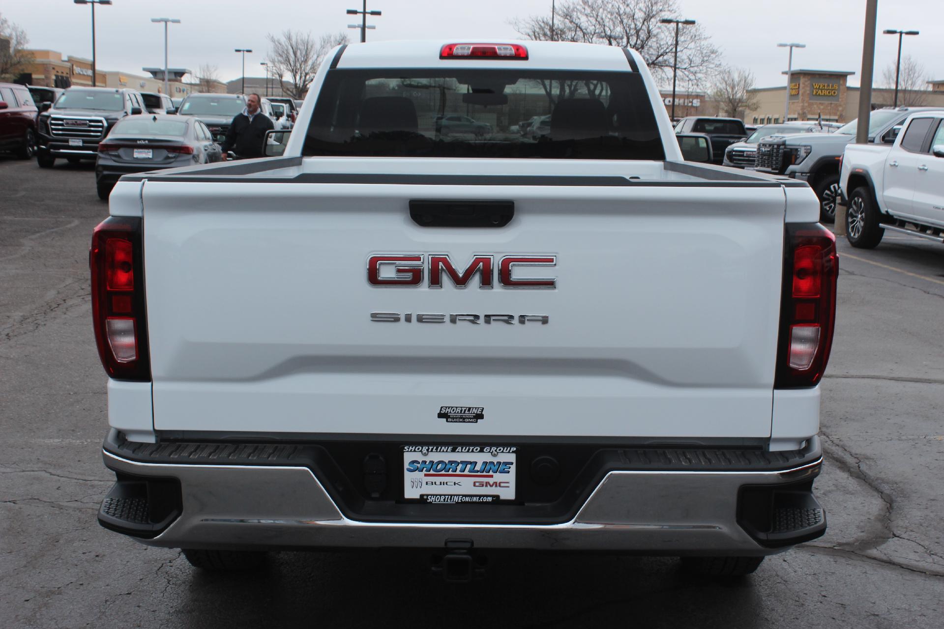 2025 GMC Sierra 1500 Vehicle Photo in AURORA, CO 80012-4011