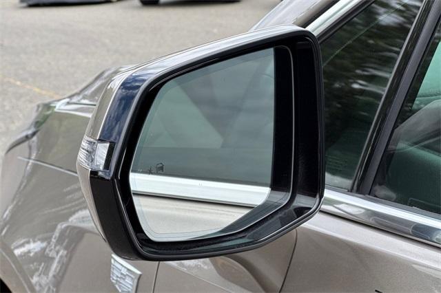 2022 Cadillac XT5 Vehicle Photo in ELK GROVE, CA 95757-8703