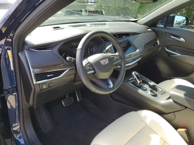 2022 Cadillac XT4 Vehicle Photo in POMPANO BEACH, FL 33064-7091