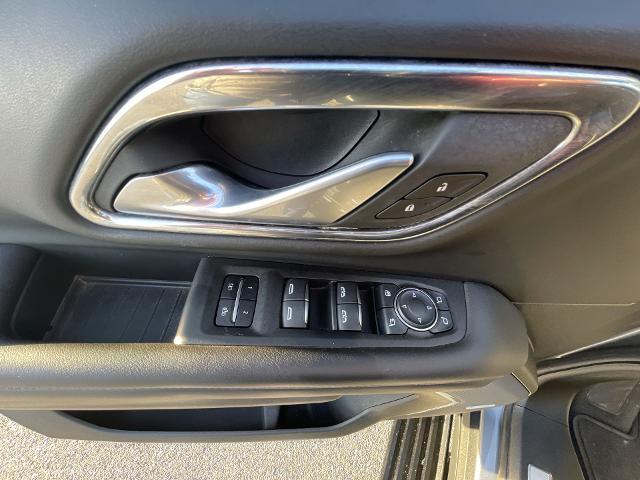 2022 Chevrolet Suburban Vehicle Photo in BENTONVILLE, AR 72712-4322