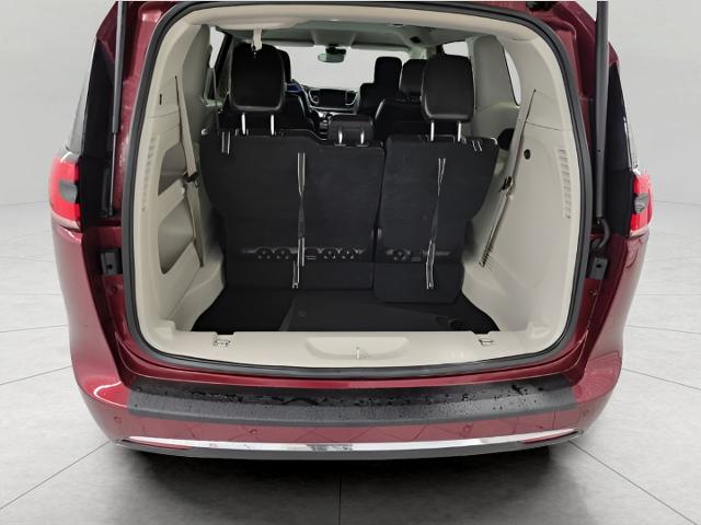2023 Chrysler Pacifica Vehicle Photo in Kaukauna, WI 54130