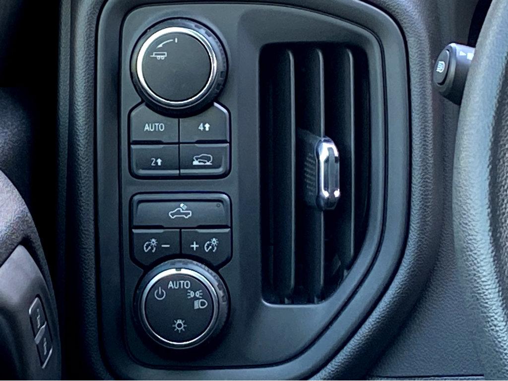 2024 Chevrolet Silverado 1500 Vehicle Photo in POOLER, GA 31322-3252