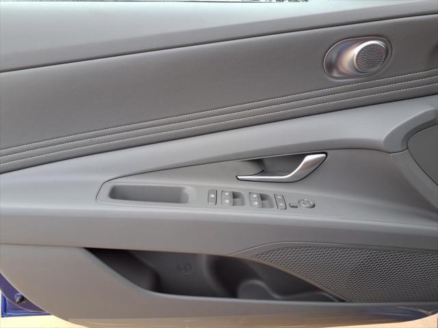 2025 Hyundai ELANTRA Vehicle Photo in Peoria, IL 61615