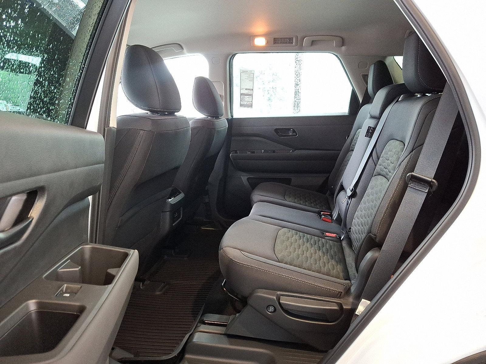 2025 Nissan Pathfinder Vehicle Photo in Mechanicsburg, PA 17050-2306