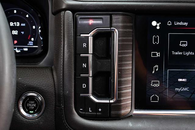 2023 GMC Yukon XL Vehicle Photo in DALLAS, TX 75235