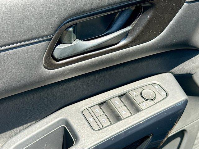 2025 Nissan Pathfinder Vehicle Photo in Flemington, NJ 08822