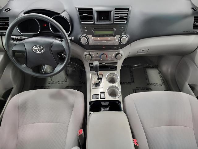 2009 Toyota Highlander Vehicle Photo in Oshkosh, WI 54904