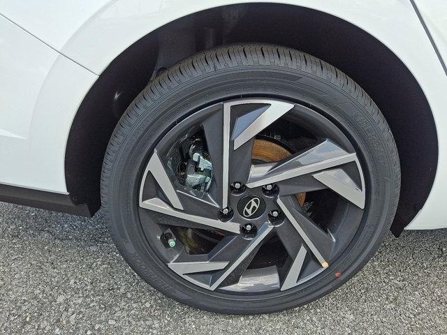 2025 Hyundai ELANTRA Hybrid Vehicle Photo in Harrisburg, PA 17111