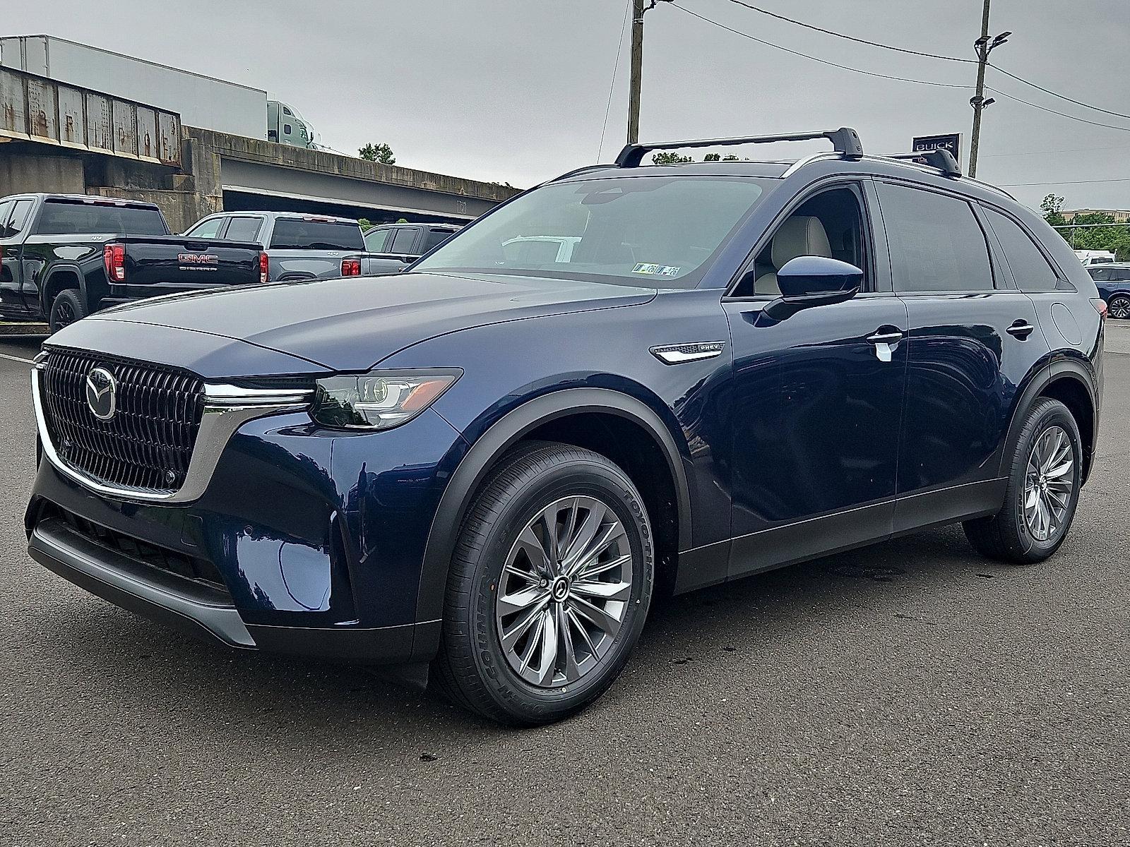 2025 Mazda CX-90 PHEV Vehicle Photo in Trevose, PA 19053