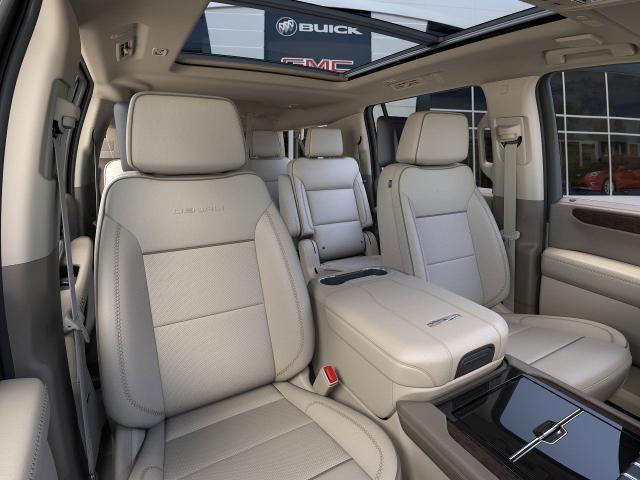 2025 GMC Yukon XL Vehicle Photo in APPLETON, WI 54914-8833