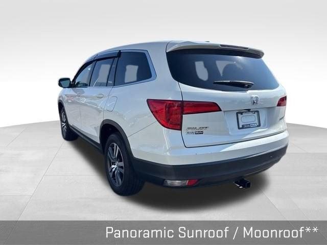 2017 Honda Pilot Vehicle Photo in Fishers, IN 46038