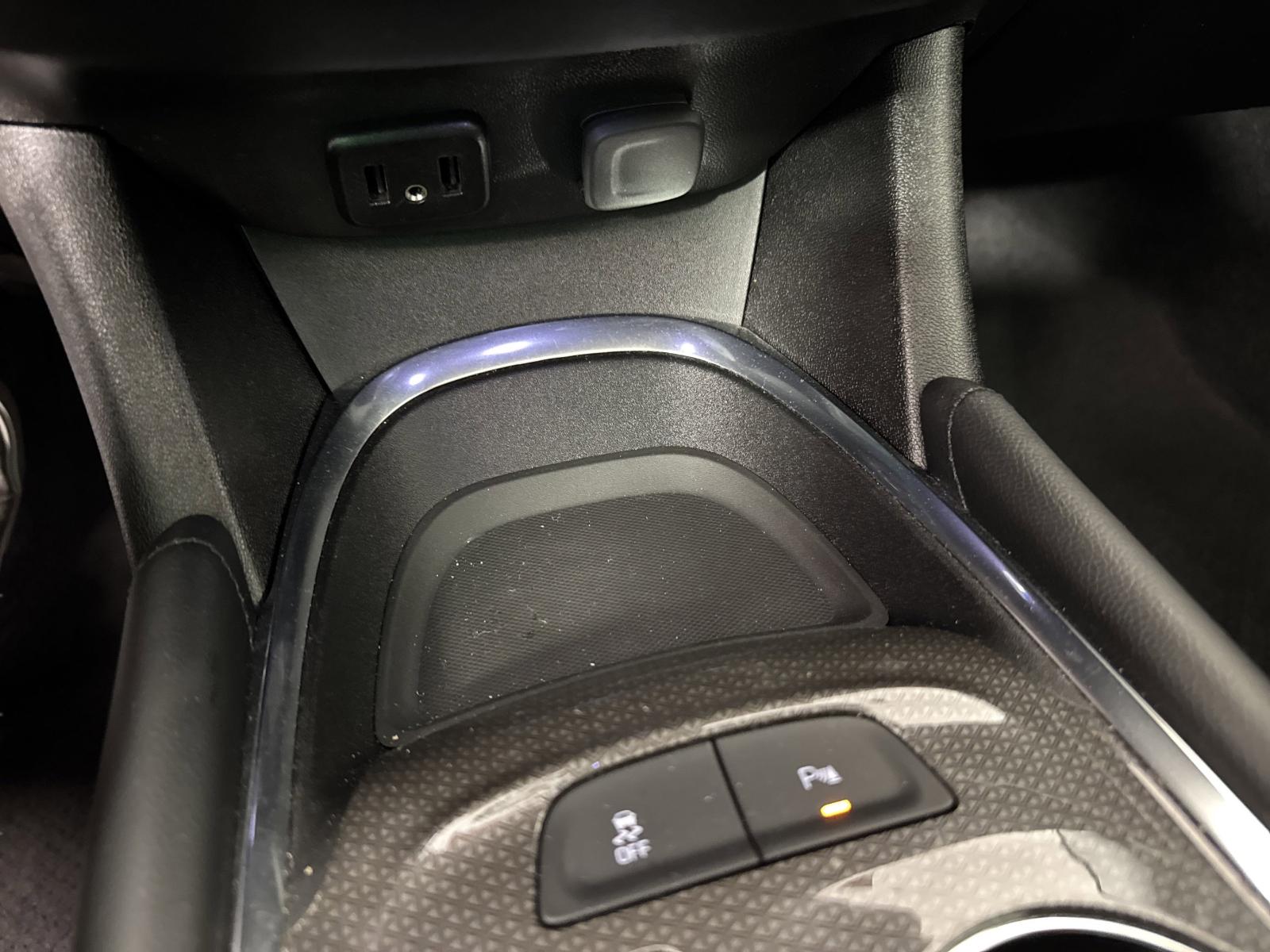 2018 Chevrolet Malibu Vehicle Photo in GEORGETOWN, TX 78626-7508