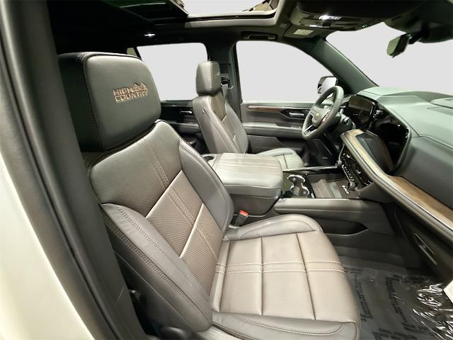 2025 Chevrolet Tahoe Vehicle Photo in EVERETT, WA 98203-5662