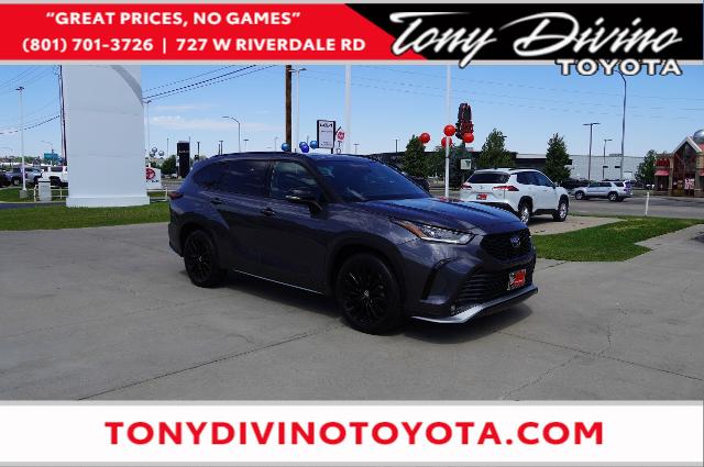 2024 Toyota Highlander Vehicle Photo in Riverdale, UT 84405