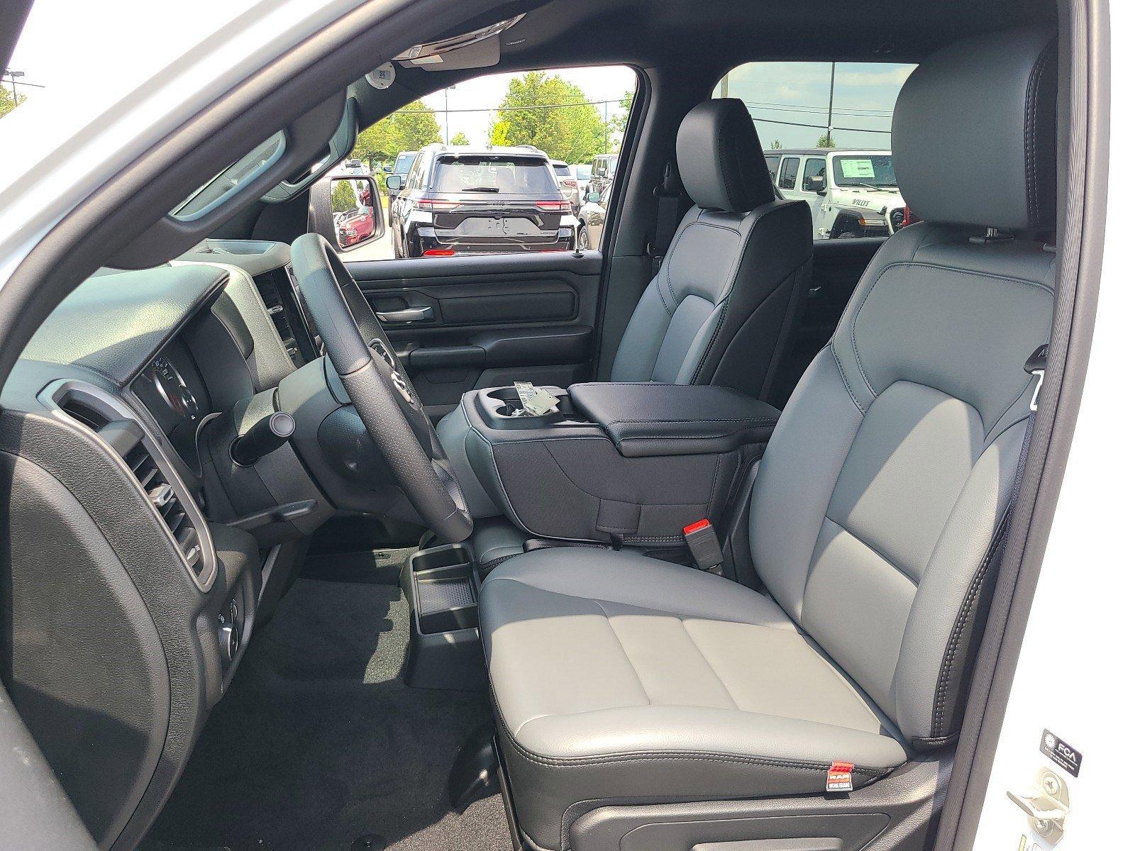 2025 Ram 1500 Vehicle Photo in Mechanicsburg, PA 17050-1707