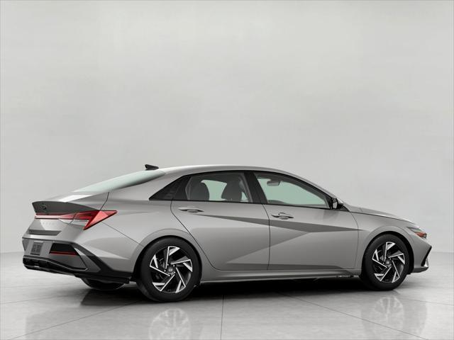 2024 Hyundai ELANTRA Vehicle Photo in Green Bay, WI 54304