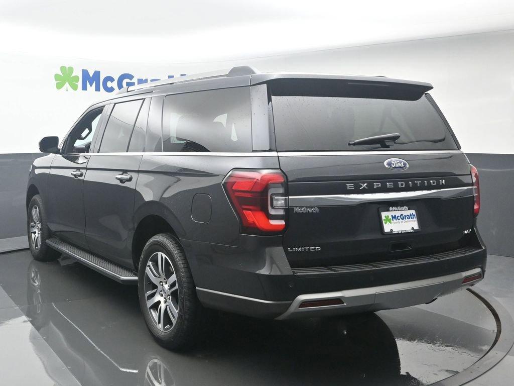 2022 Ford Expedition Max Vehicle Photo in Cedar Rapids, IA 52402
