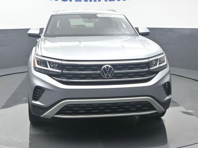 2022 Volkswagen Atlas Cross Sport Vehicle Photo in Marion, IA 52302