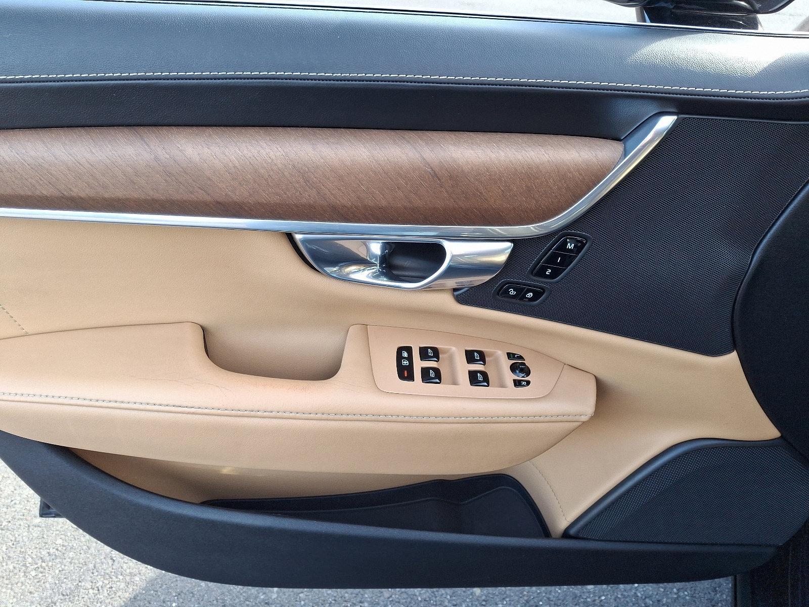 2017 Volvo S90 Vehicle Photo in Trevose, PA 19053