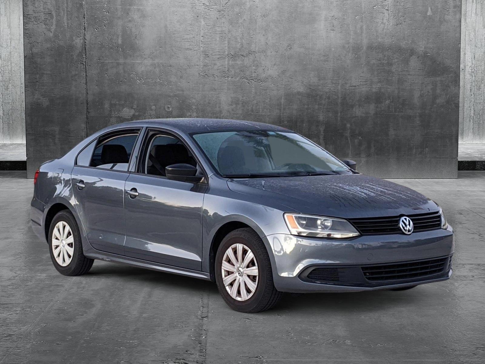 2013 Volkswagen Jetta Sedan Vehicle Photo in Davie, FL 33331