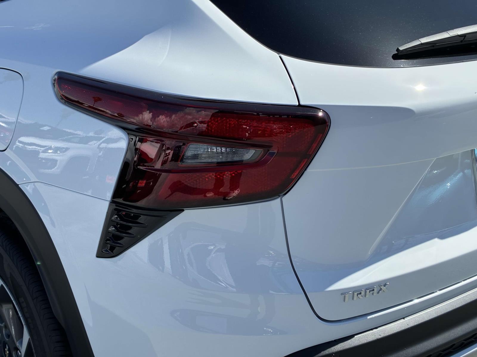 2025 Chevrolet Trax Vehicle Photo in LOS ANGELES, CA 90007-3794
