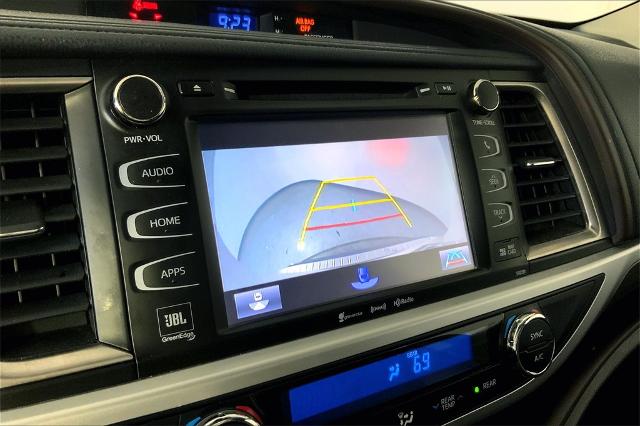 2019 Toyota Highlander Vehicle Photo in Lees Summit, MO 64086